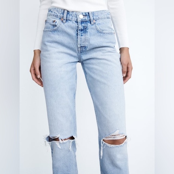 Zara Denim - ZARA Mom Jeans Distressed, Light Wash | Size 8